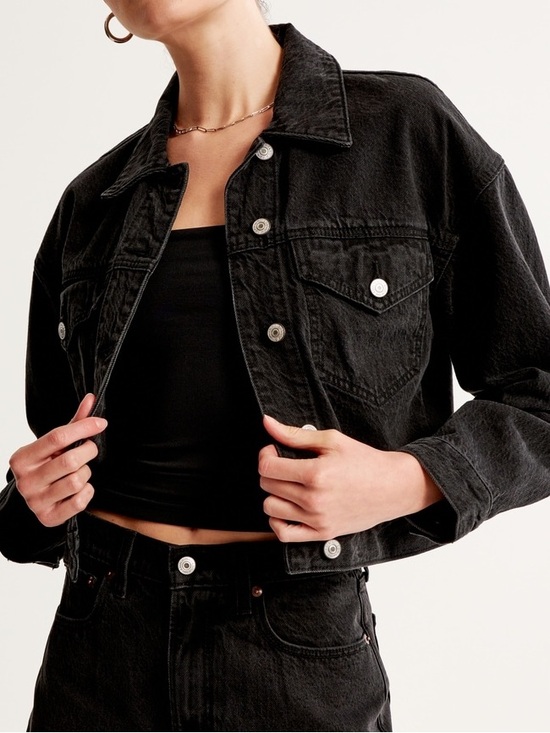Abercrombie & Fitch Jackets & Blazers - Abercrombie & Fitch Black Cropped Denim Jacket